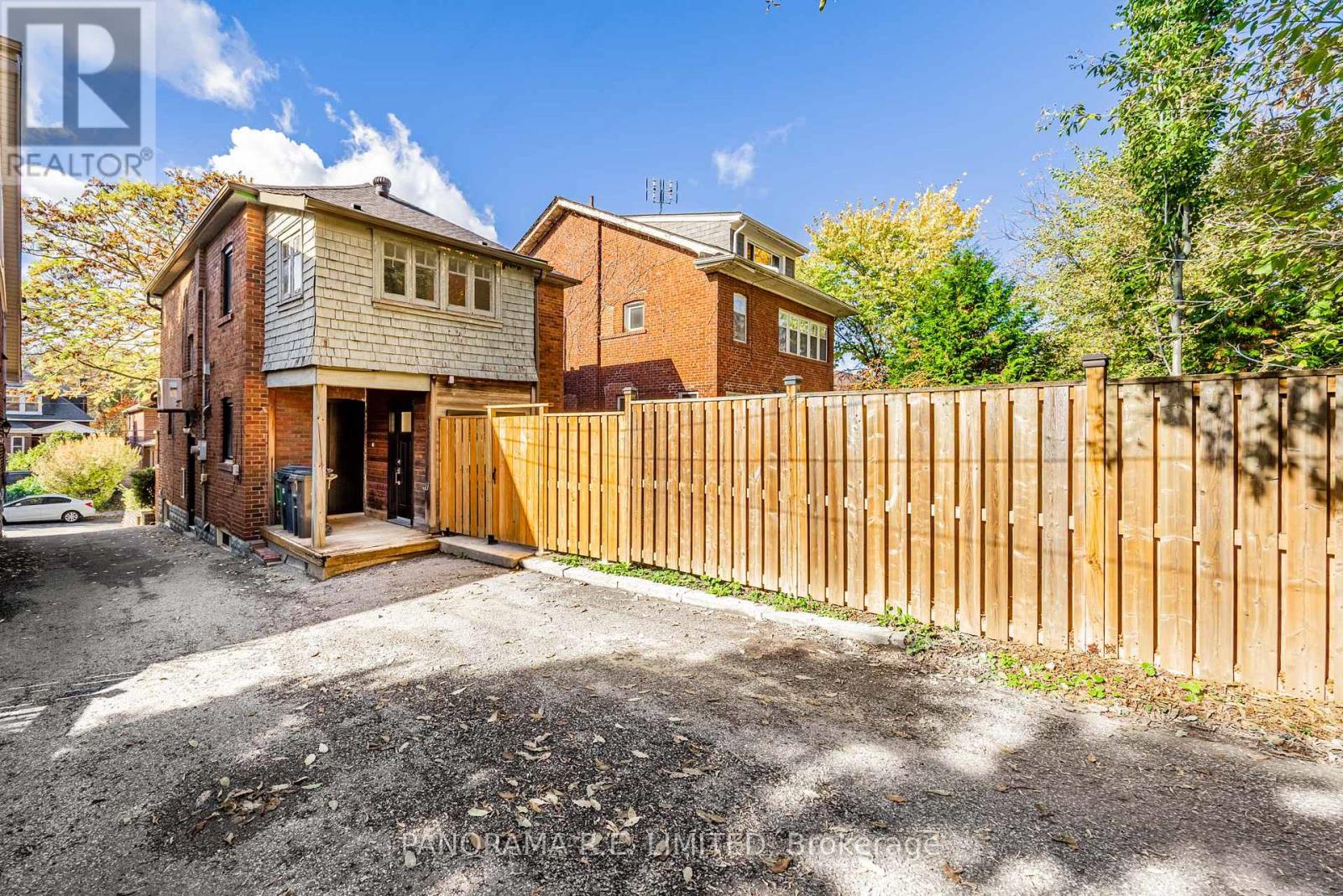 239 Winona Drive, Toronto (oakwood Village), Ontario