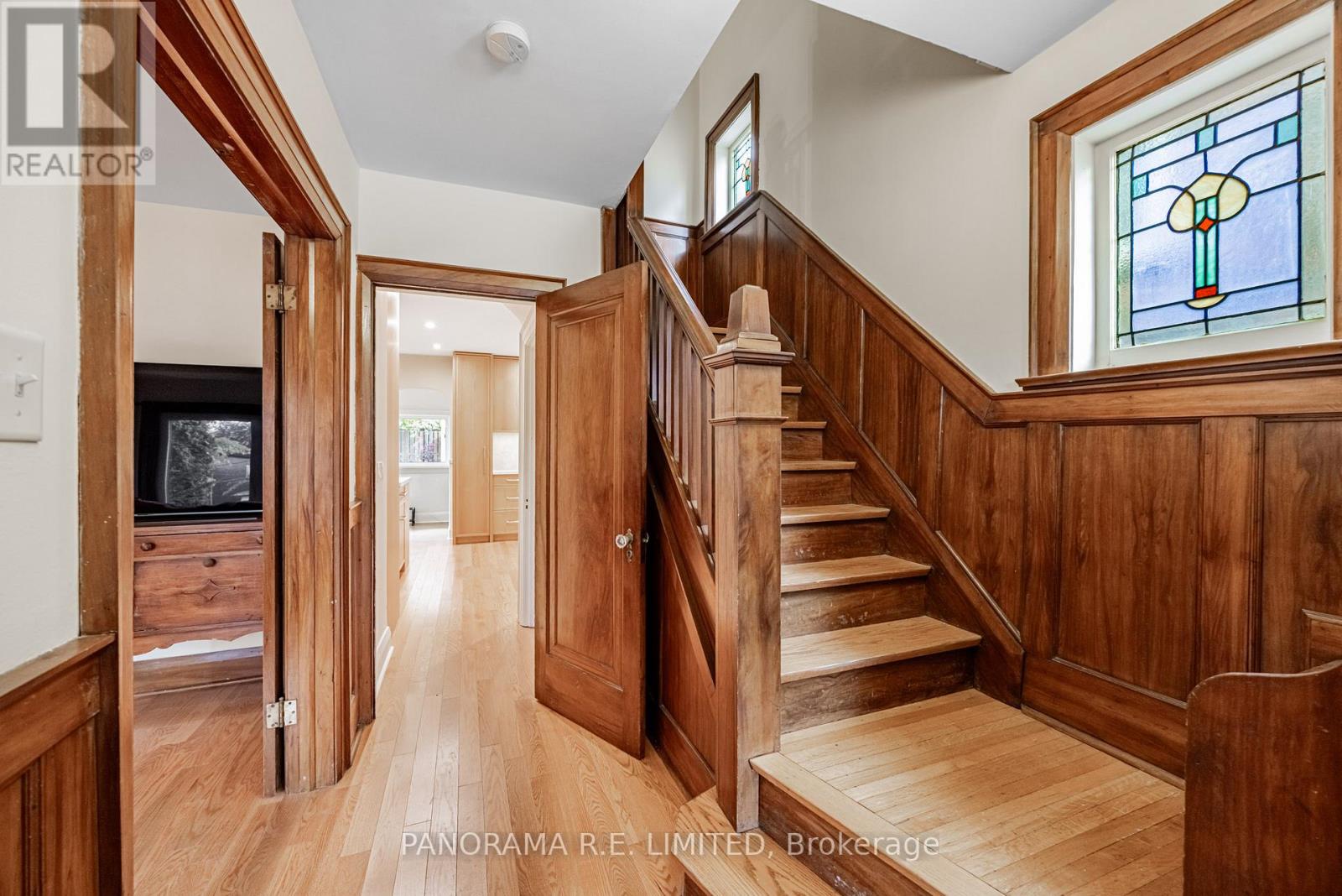 239 Winona Drive, Toronto (oakwood Village), Ontario