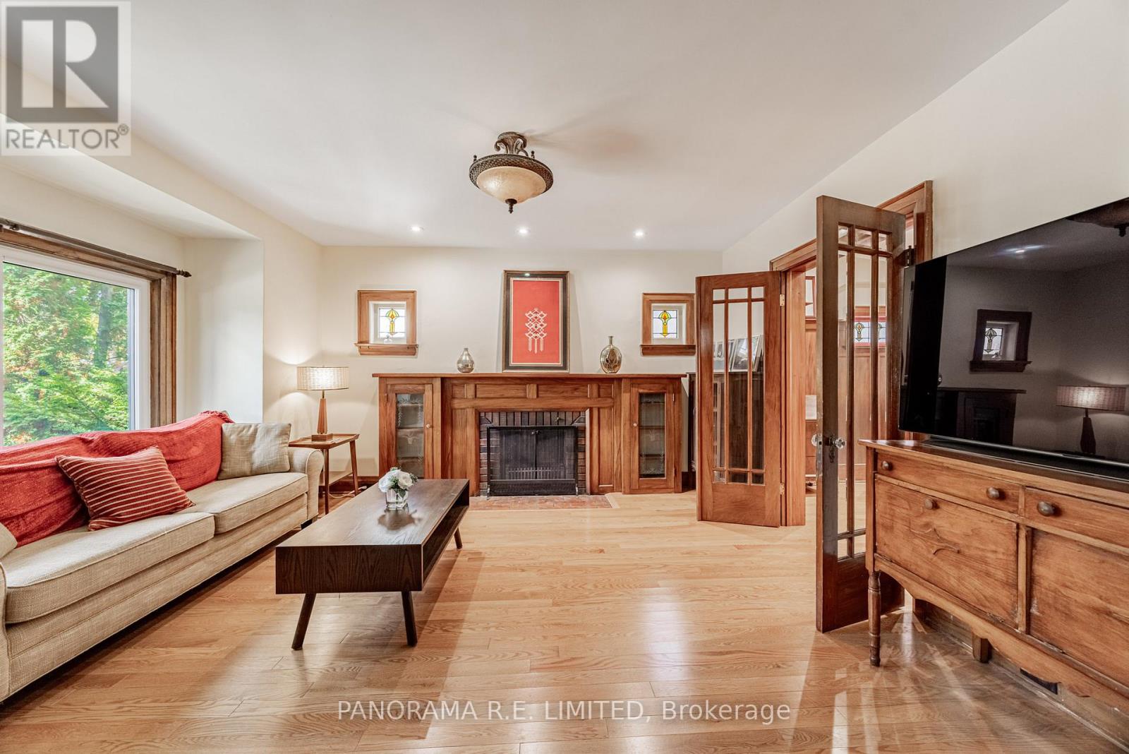 239 Winona Drive, Toronto (oakwood Village), Ontario