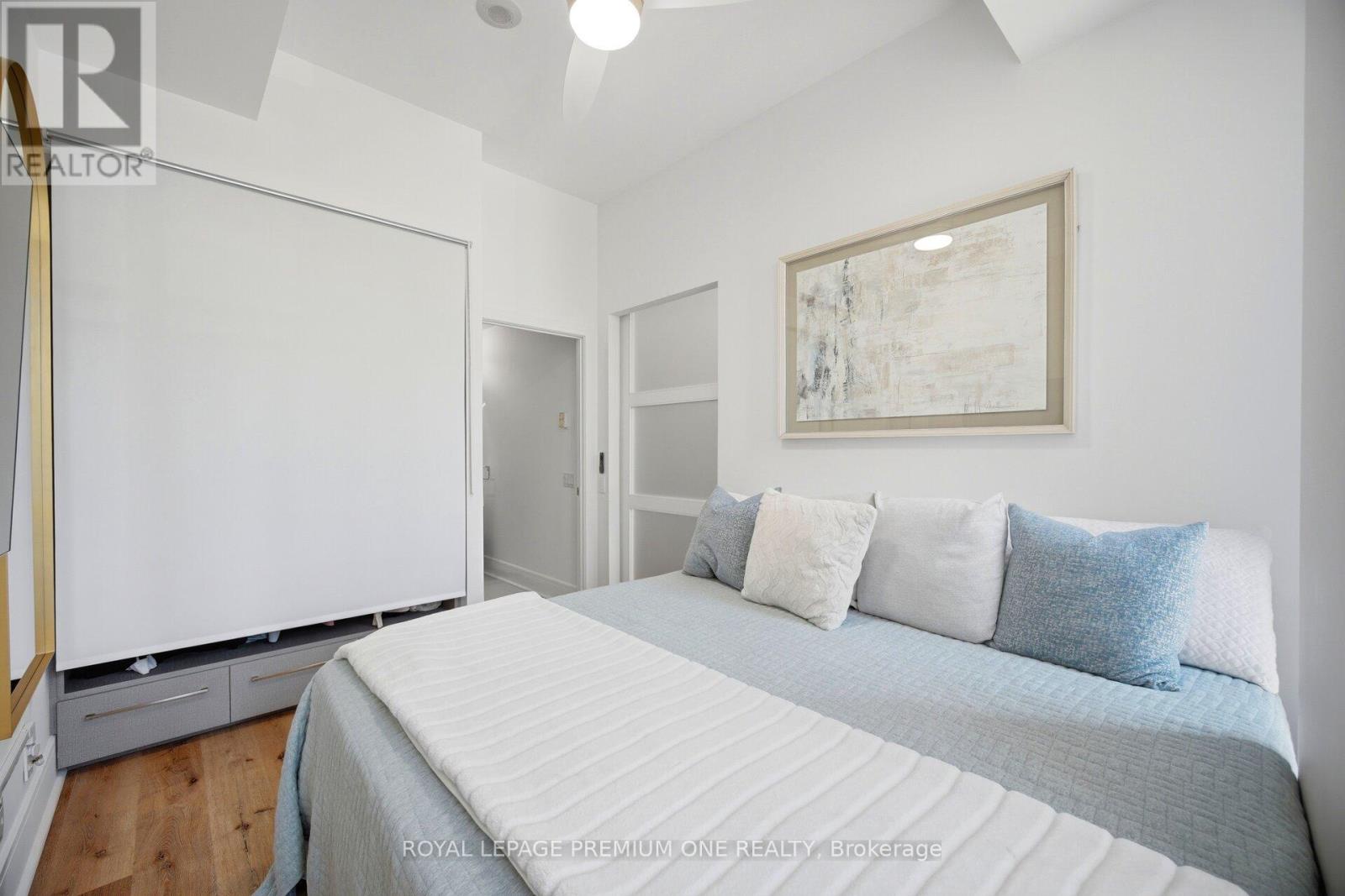S430 - 112 George Street, Toronto (moss Park), Ontario