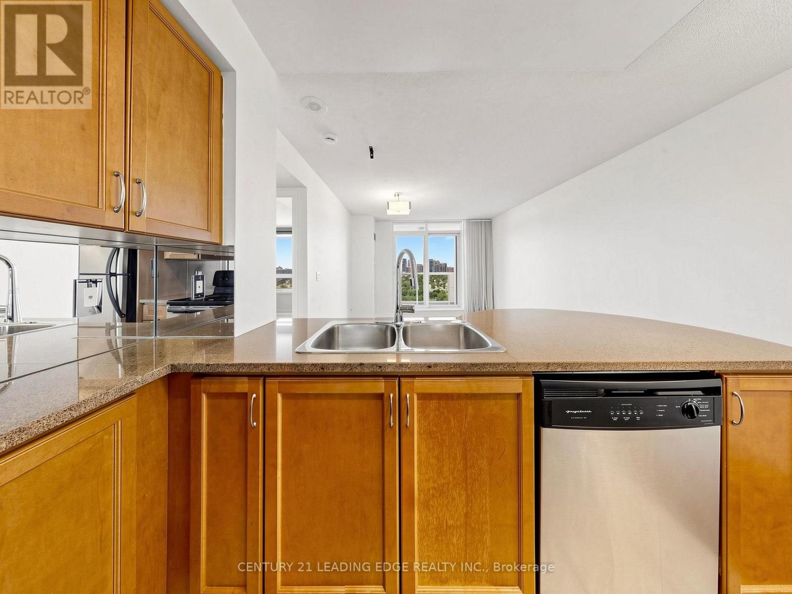 1601 - 18 Kenaston Garden, Toronto (bayview Village), Ontario