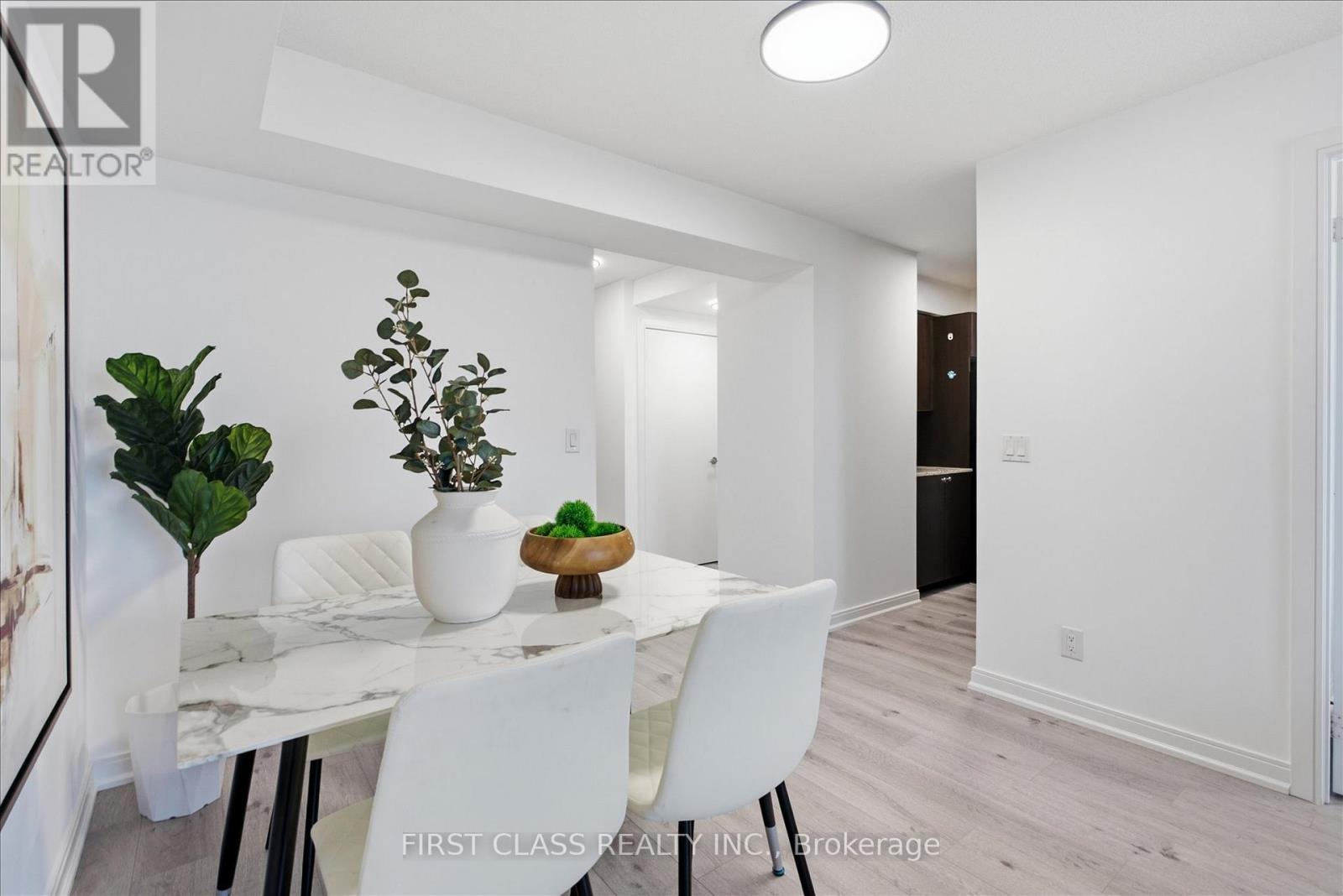 2918 - 181 Village Green Square, Toronto (agincourt South-malvern West), Ontario