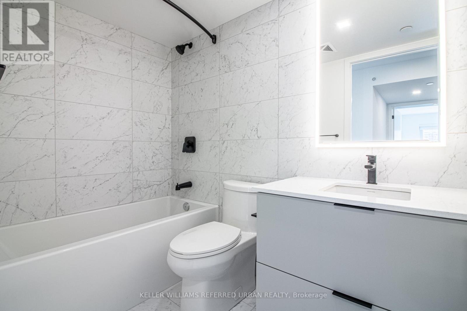 2104 - 609 Sherbourne Street, Toronto (north St. James Town), Ontario