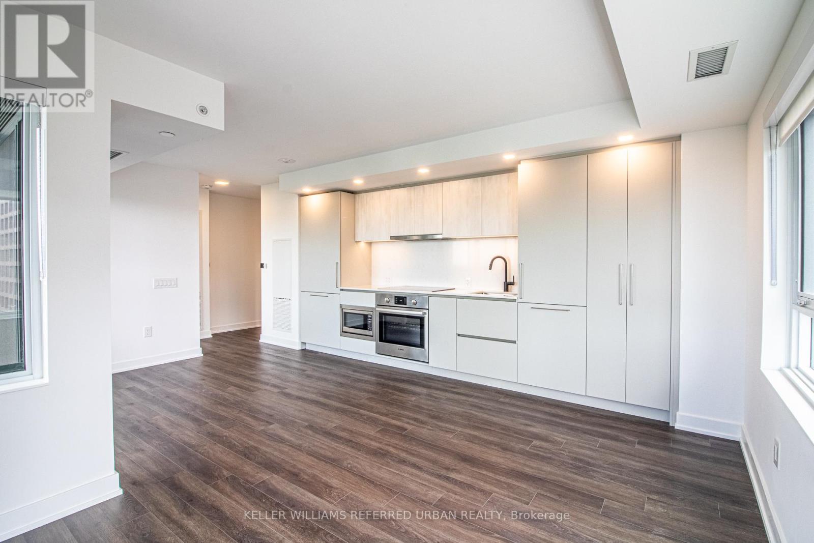 2104 - 609 Sherbourne Street, Toronto (north St. James Town), Ontario
