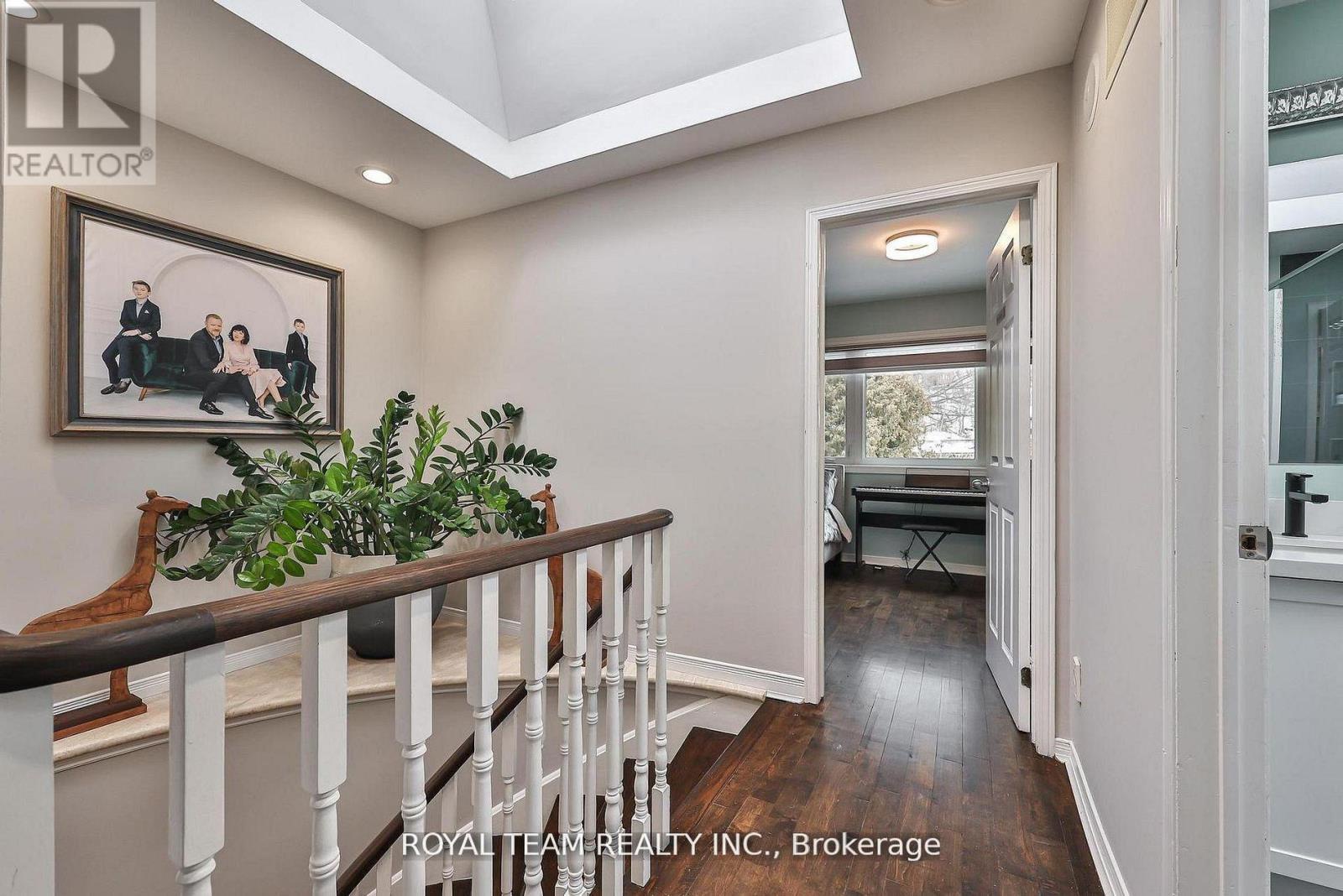 91 South Kingsway Way, Toronto (high Park-swansea), Ontario
