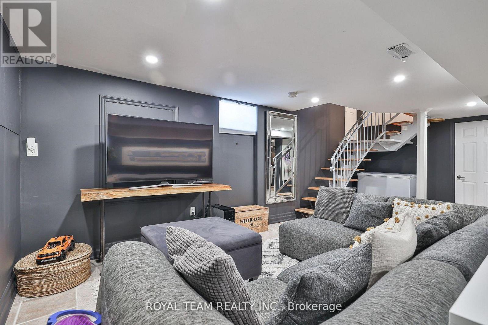 91 South Kingsway Way, Toronto (high Park-swansea), Ontario