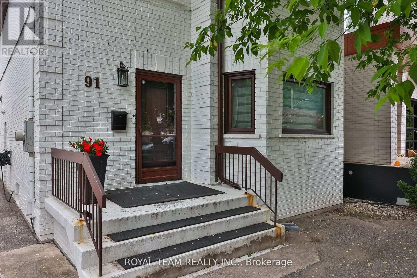 91 South Kingsway Way, Toronto (high Park-swansea), Ontario