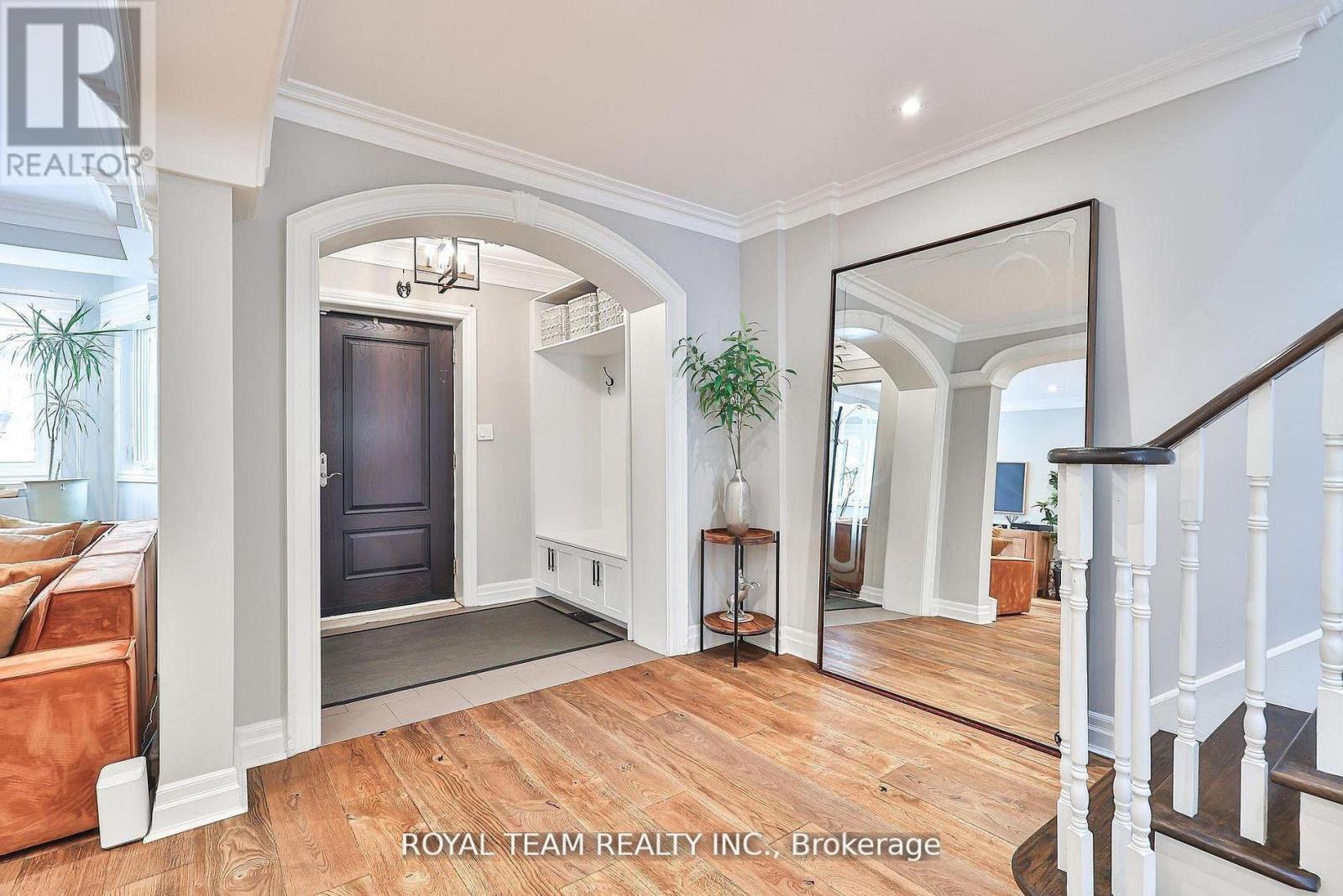 91 South Kingsway Way, Toronto (high Park-swansea), Ontario