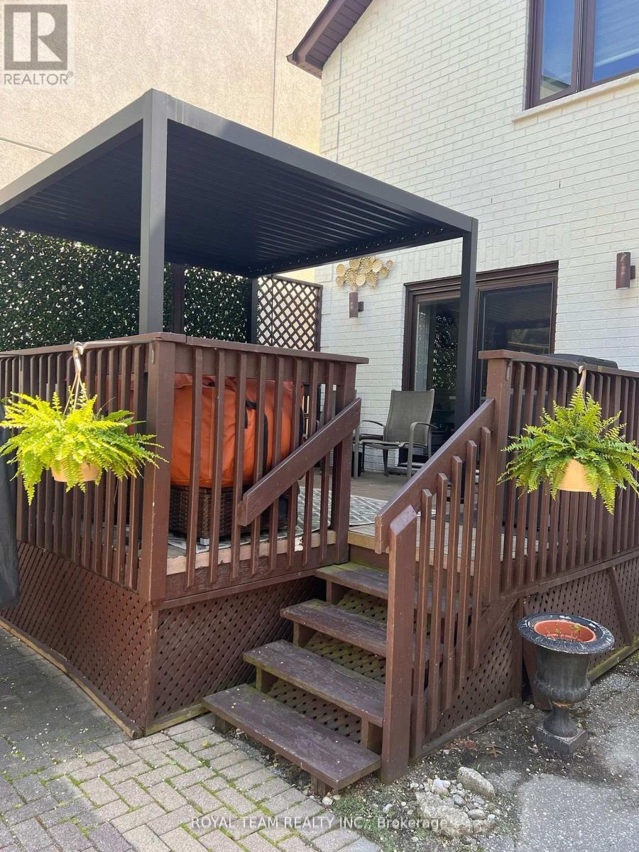 91 South Kingsway Way, Toronto (high Park-swansea), Ontario