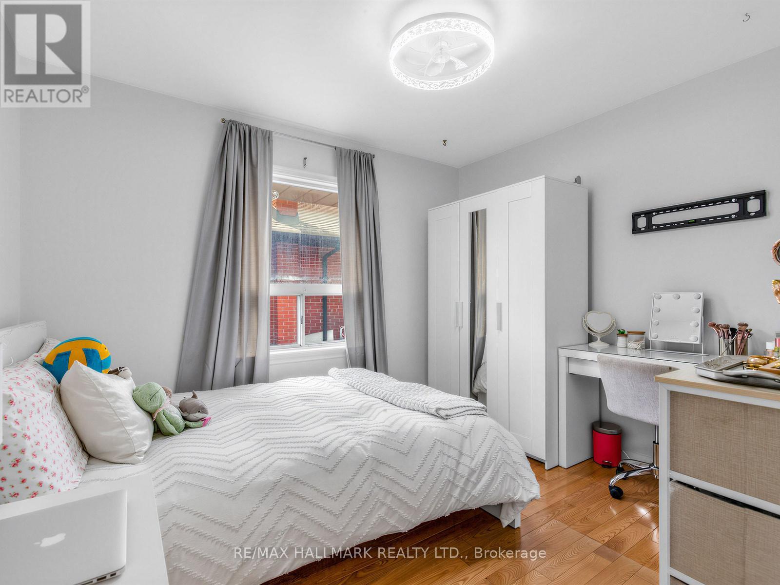 7 Penworth Road, Toronto (wexford-maryvale), Ontario