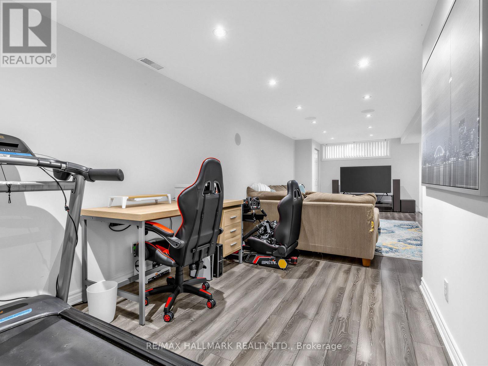 7 Penworth Road, Toronto (wexford-maryvale), Ontario