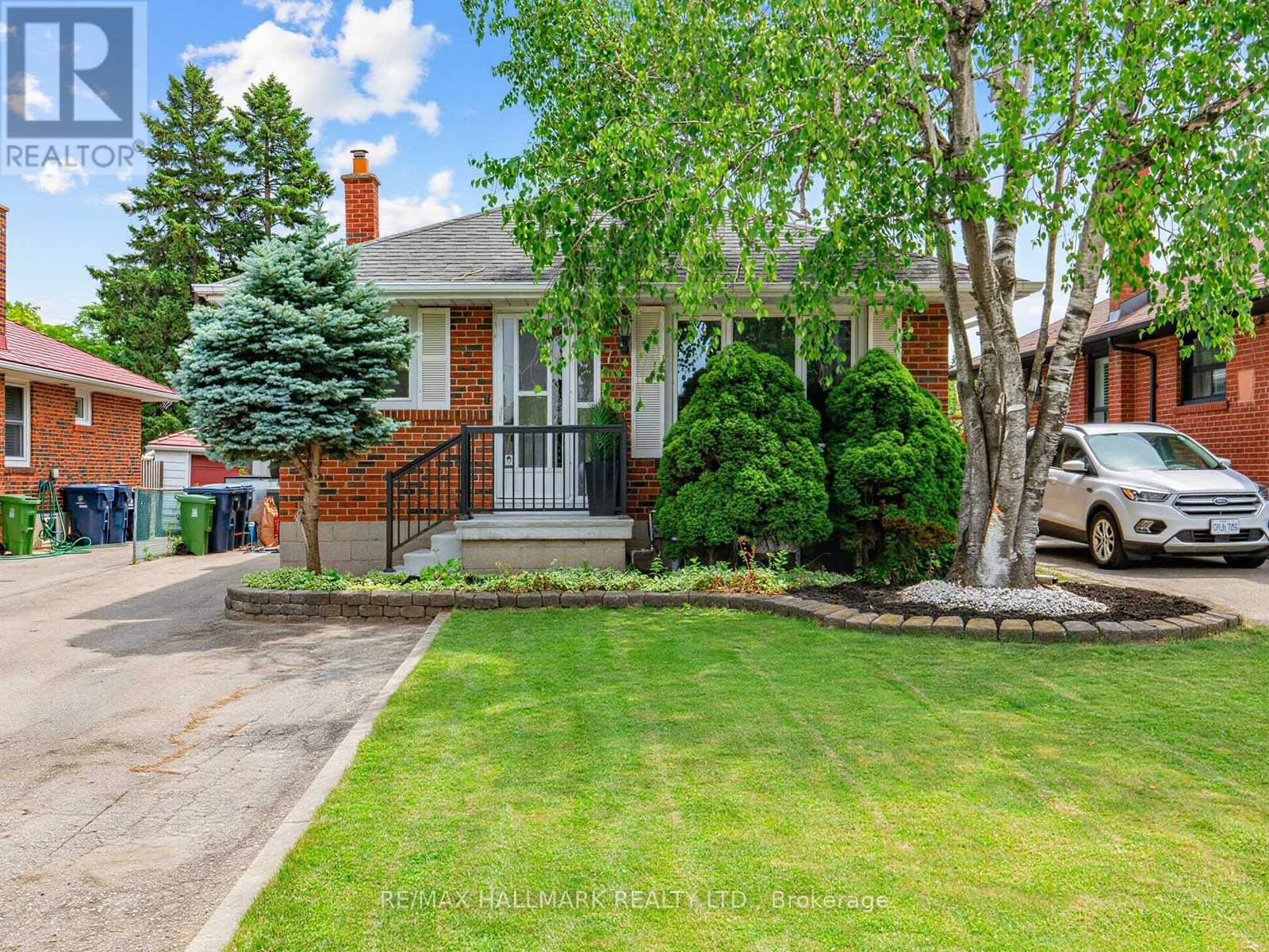 7 Penworth Road, Toronto (wexford-maryvale), Ontario