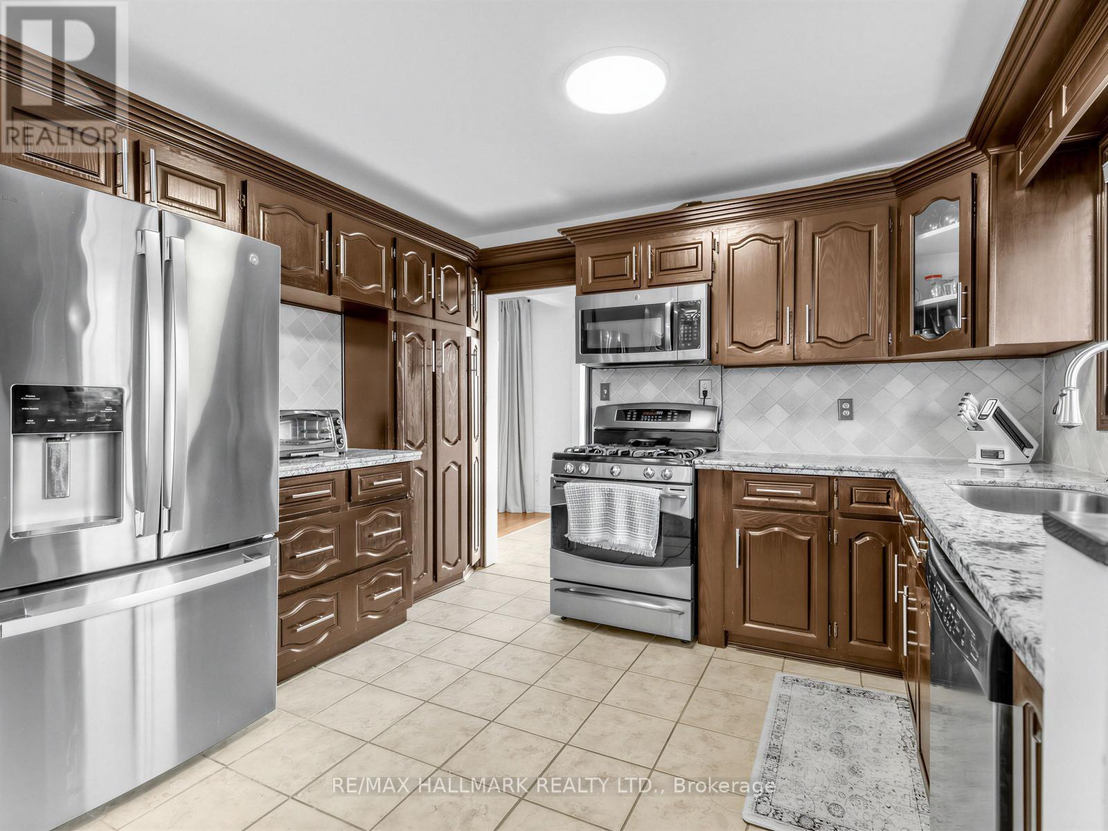 7 Penworth Road, Toronto (wexford-maryvale), Ontario