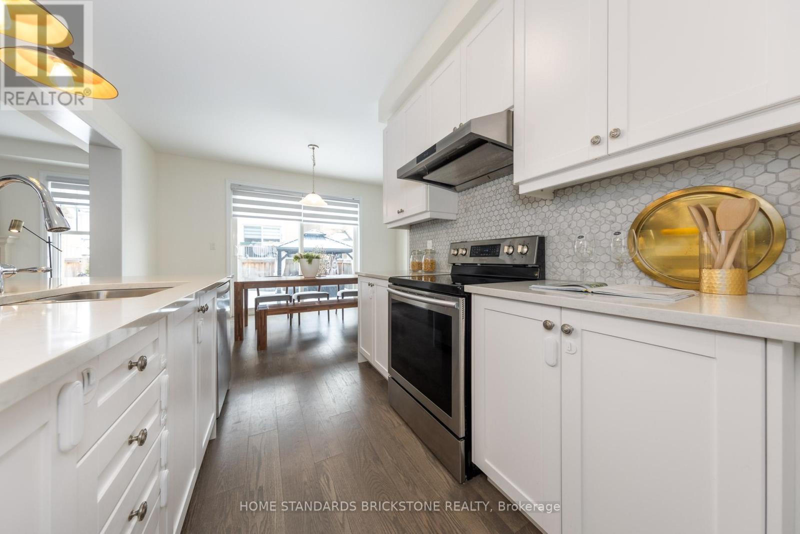 3314 Mintwood Circle, Oakville (go Glenorchy), Ontario