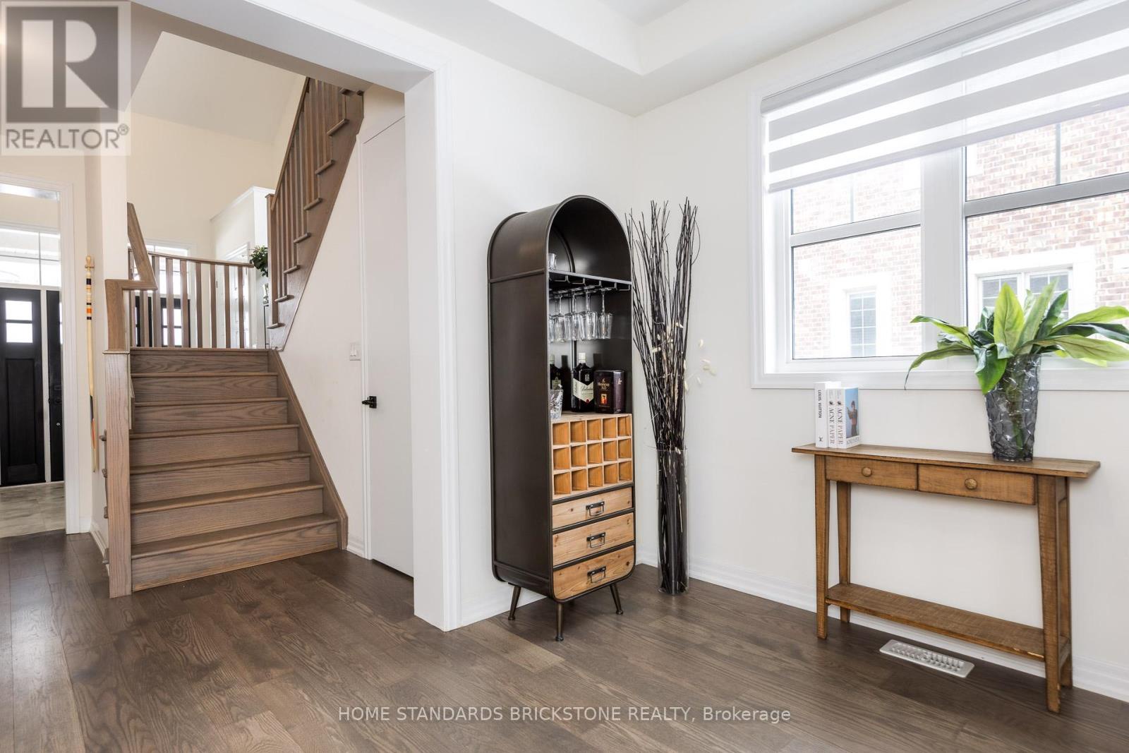 3314 Mintwood Circle, Oakville (go Glenorchy), Ontario