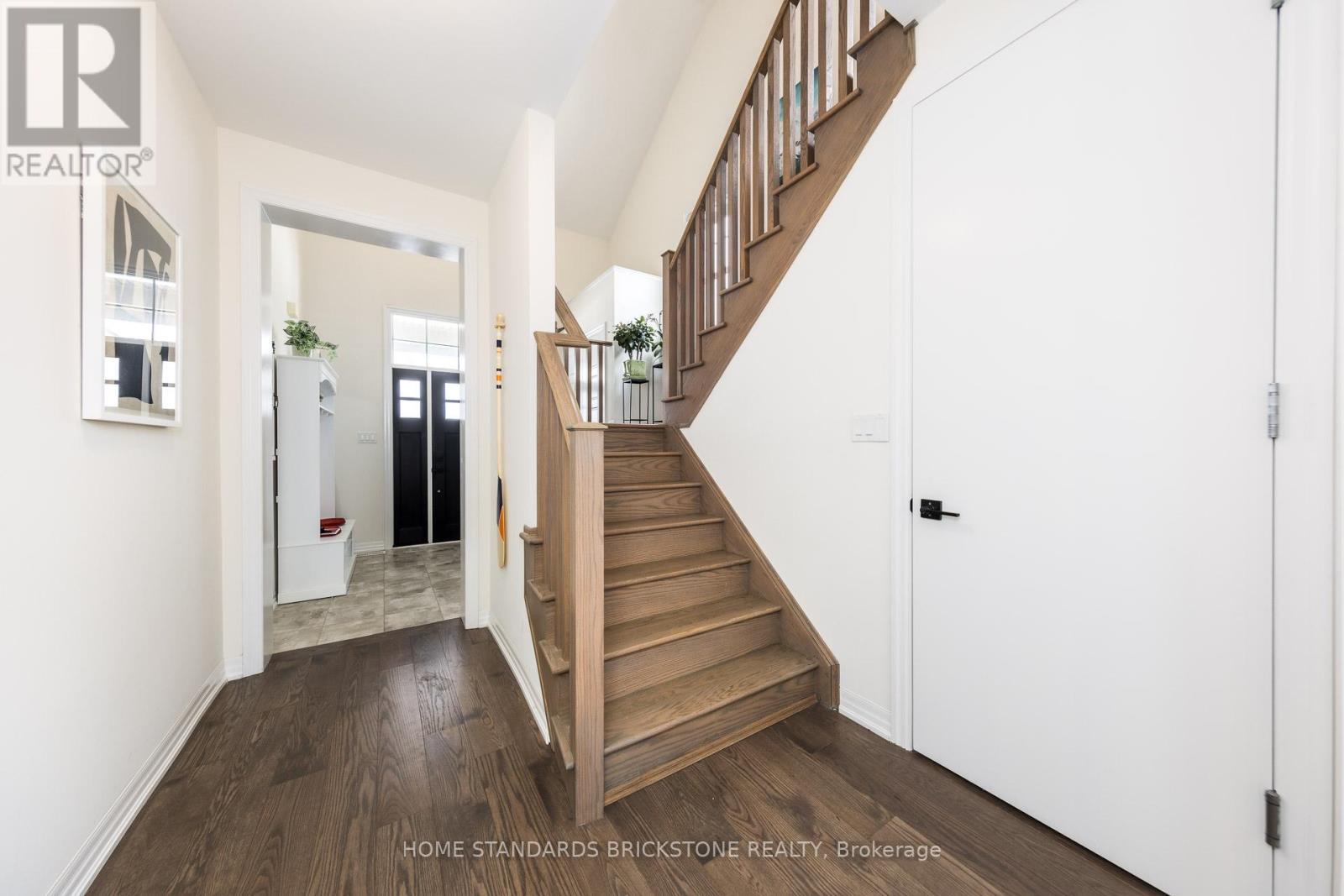3314 Mintwood Circle, Oakville (go Glenorchy), Ontario