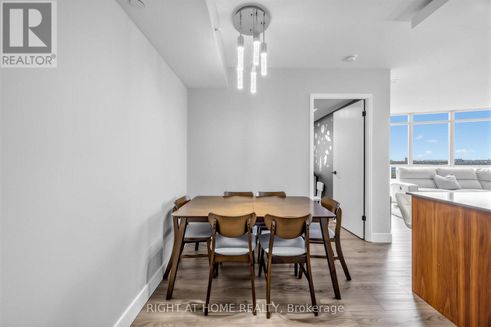 2502 - 5 Valhalla Inn Road, Toronto (islington-city Centre West), Ontario