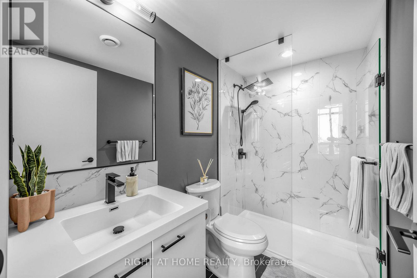 2502 - 5 Valhalla Inn Road, Toronto (islington-city Centre West), Ontario