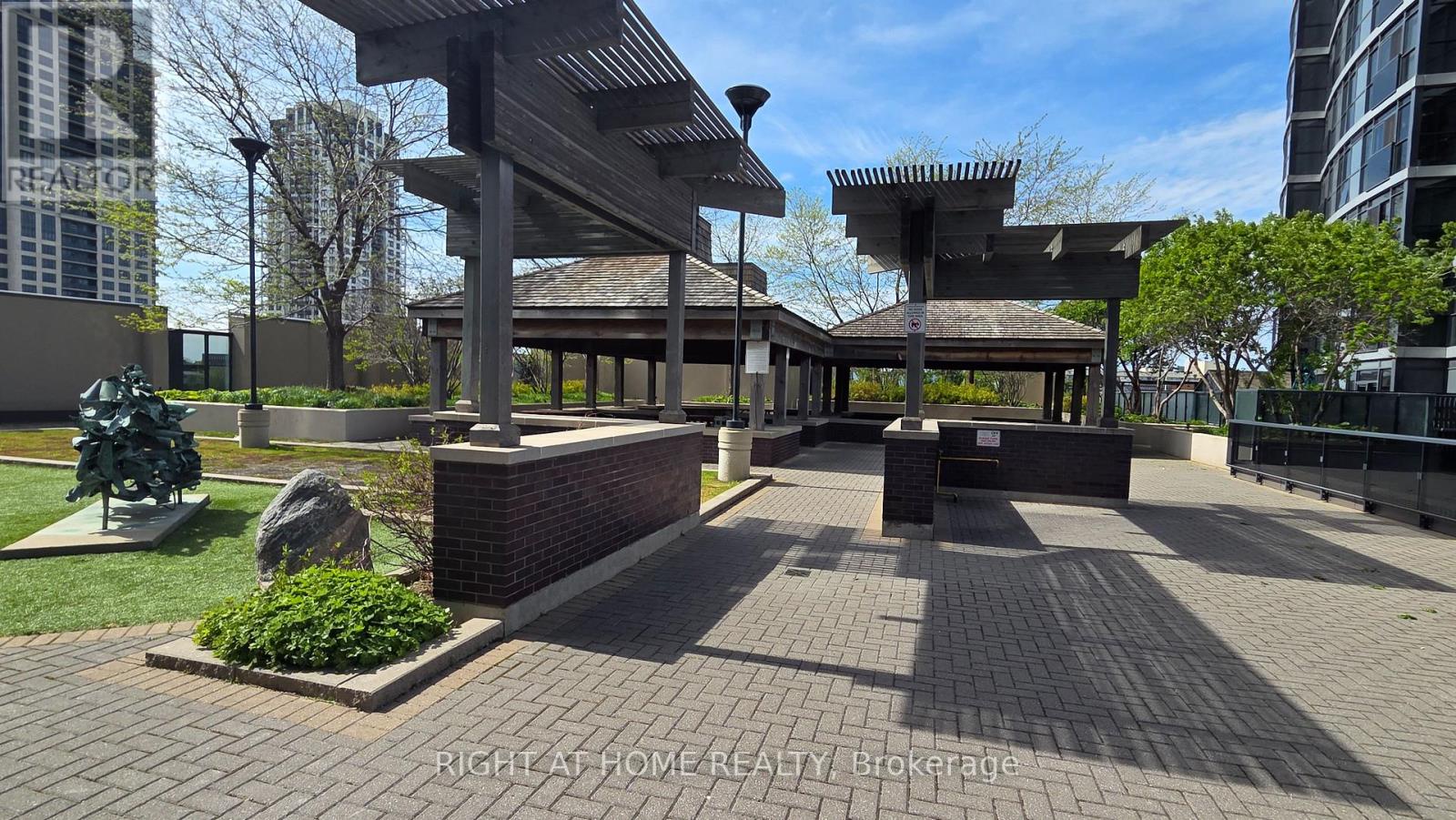 2502 - 5 Valhalla Inn Road, Toronto (islington-city Centre West), Ontario