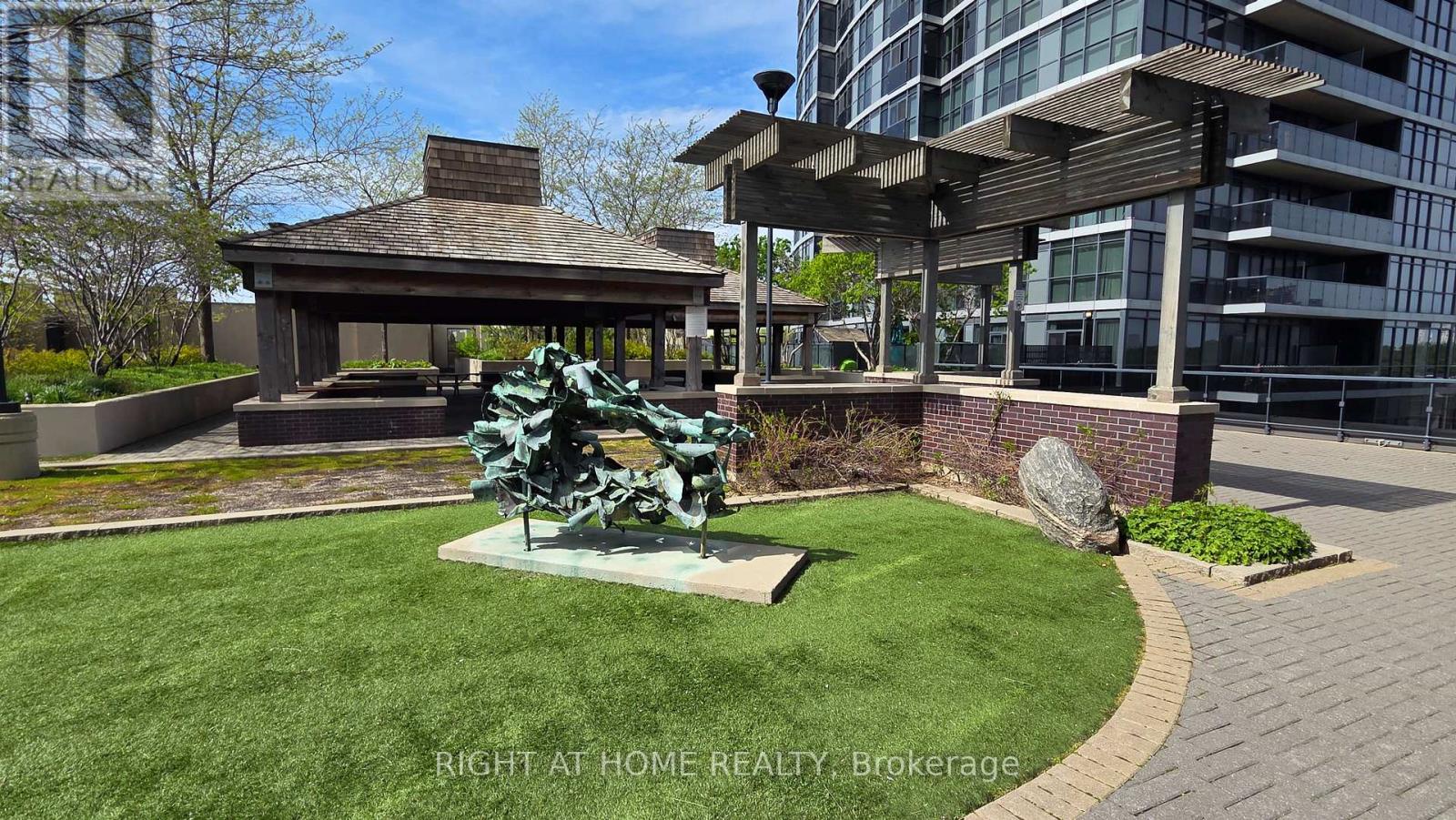 2502 - 5 Valhalla Inn Road, Toronto (islington-city Centre West), Ontario