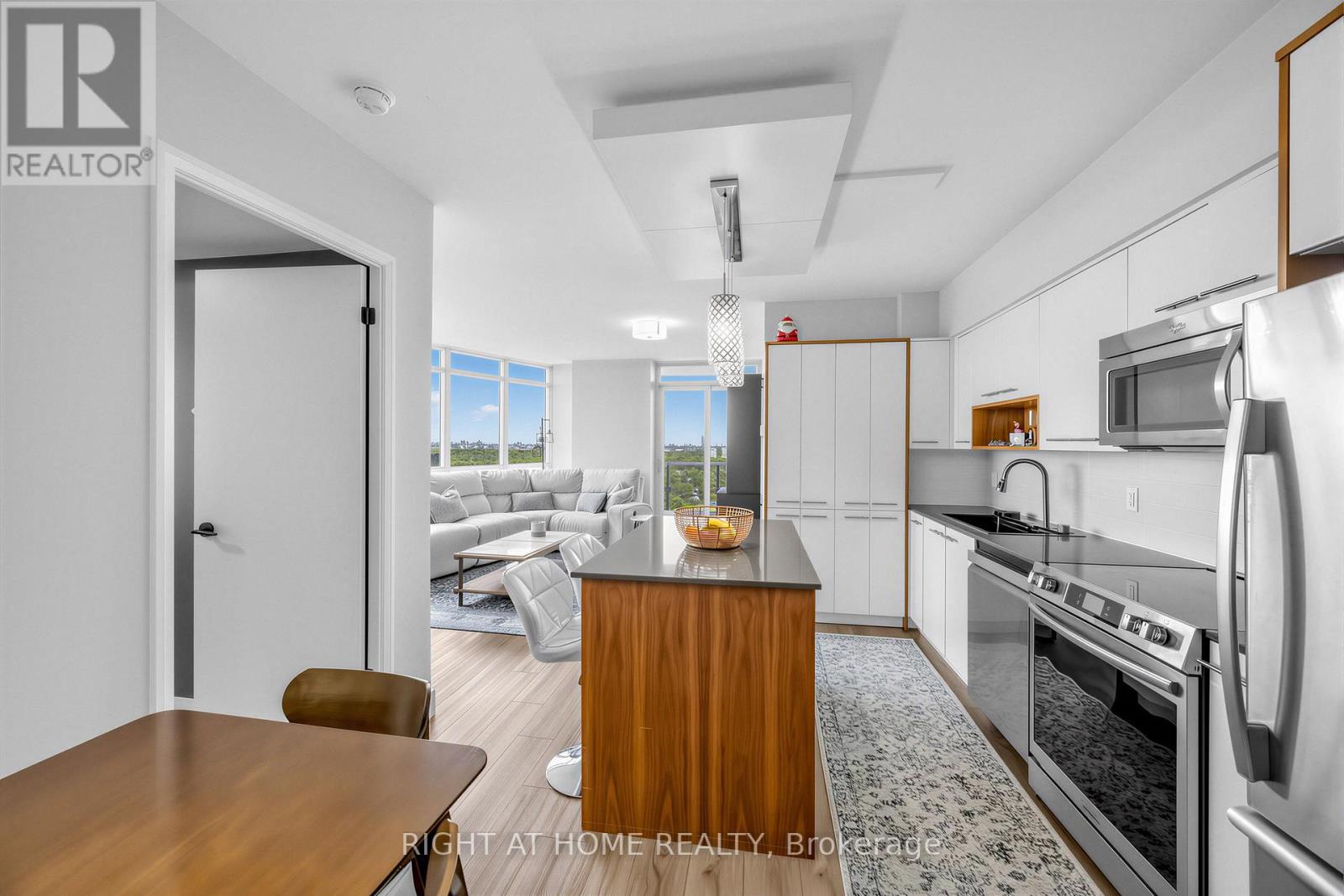 2502 - 5 Valhalla Inn Road, Toronto (islington-city Centre West), Ontario