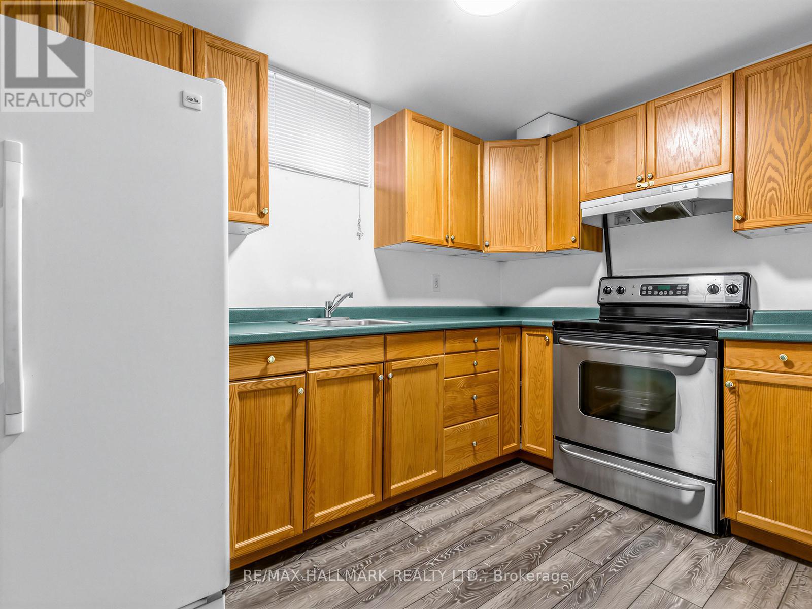 7 Penworth Road, Toronto (wexford-maryvale), Ontario