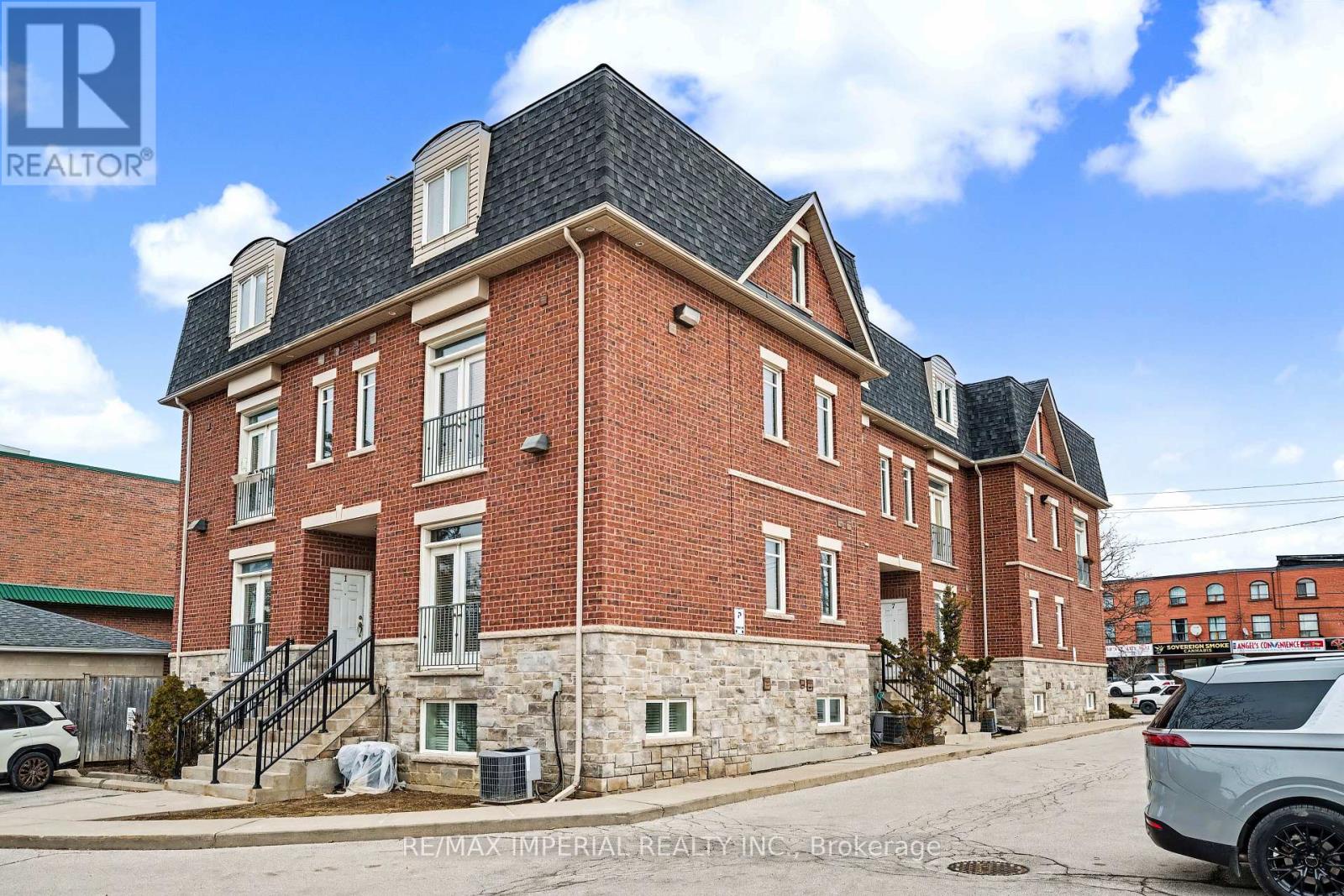 2 - 2964 Islington Avenue, Toronto (humber Summit), Ontario
