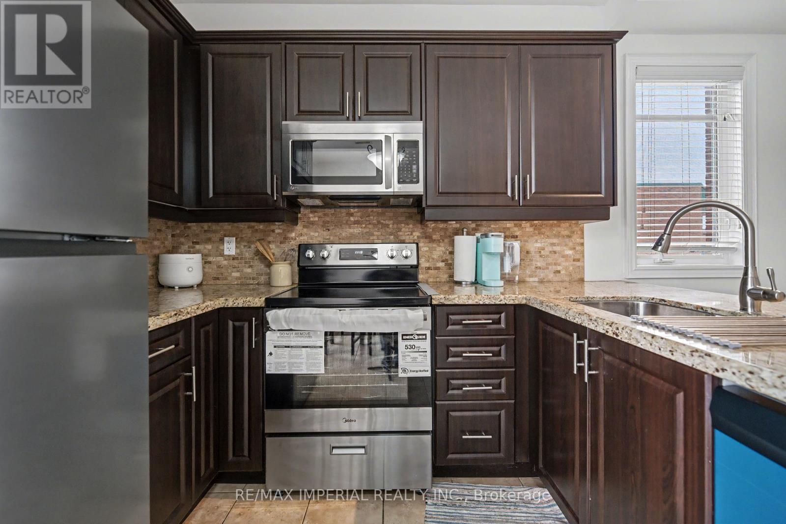 2 - 2964 Islington Avenue, Toronto (humber Summit), Ontario