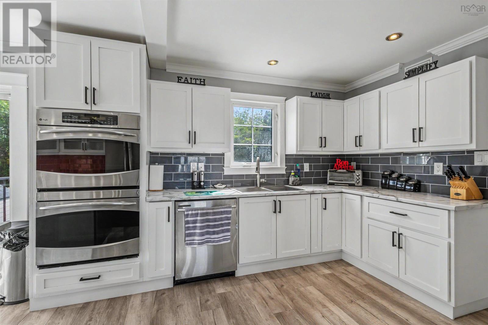 42 Macrae Ave Avenue, Sydney River, Nova Scotia