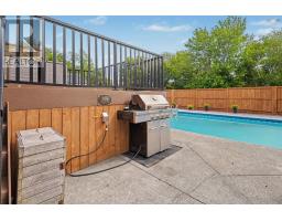 42 MacRae Ave Avenue