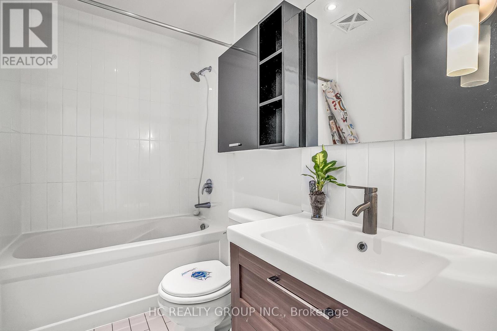 2205 - 33 Singer Court, Toronto (bayview Village), Ontario