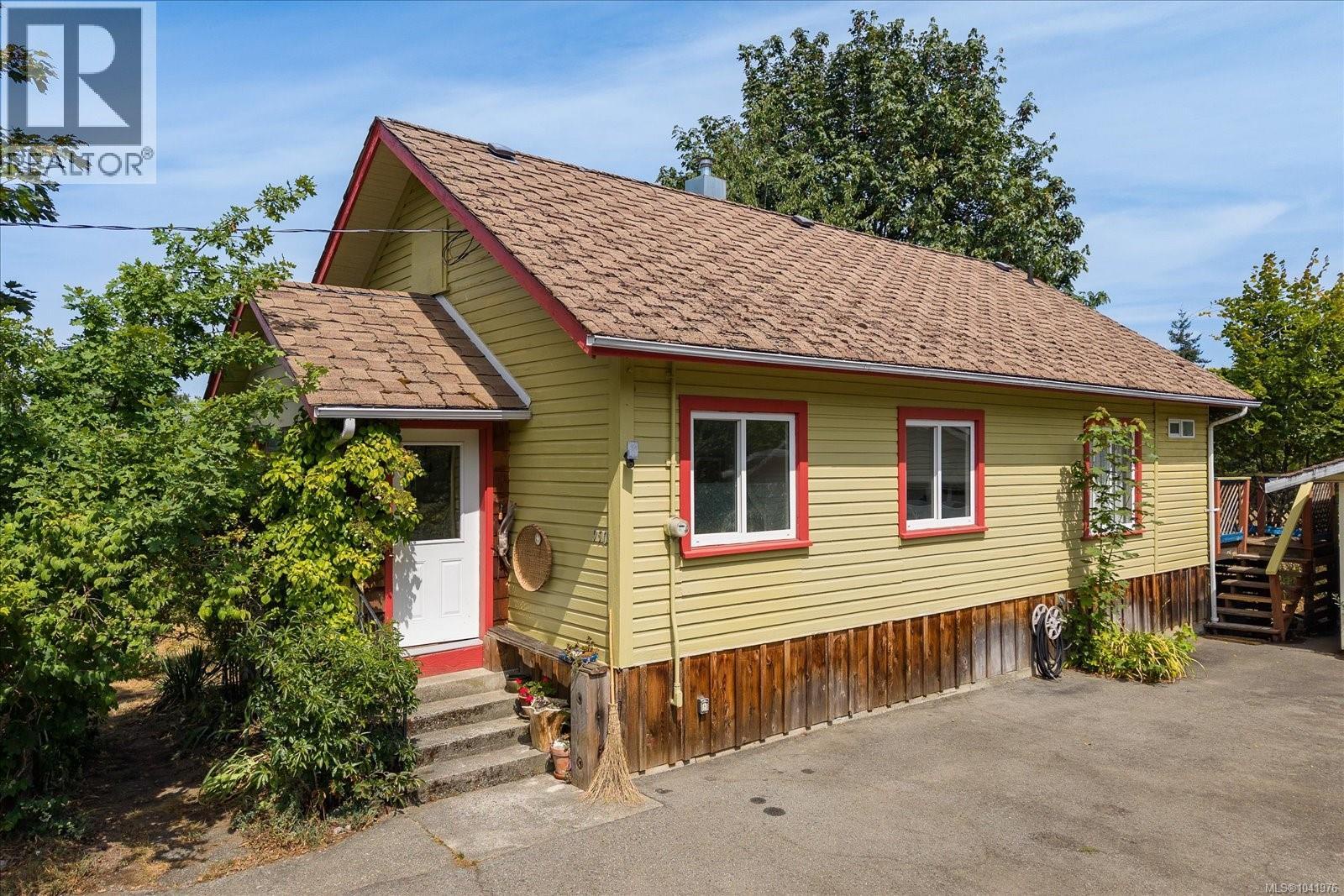 950 Bruce Ave, Nanaimo, British Columbia