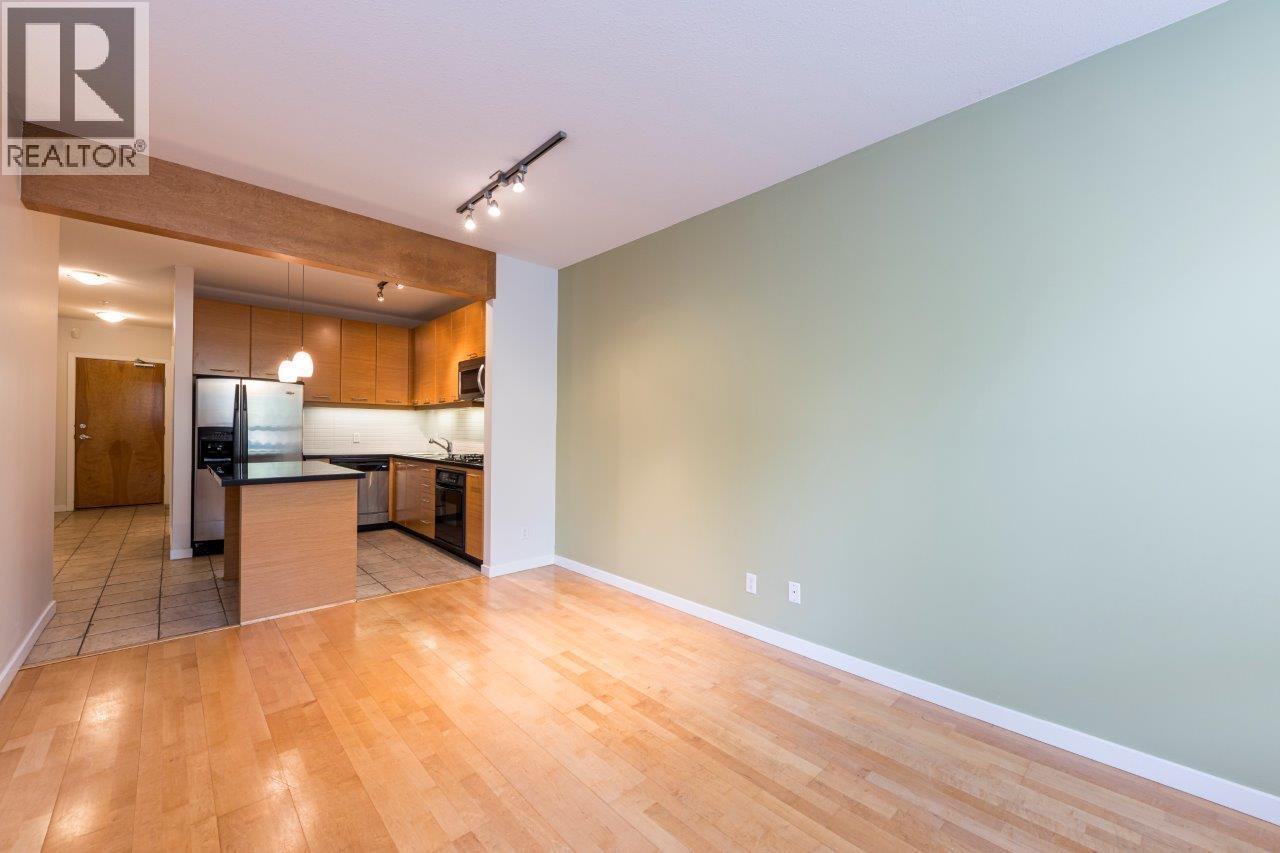208 560 Raven Woods Drive, North Vancouver, British Columbia