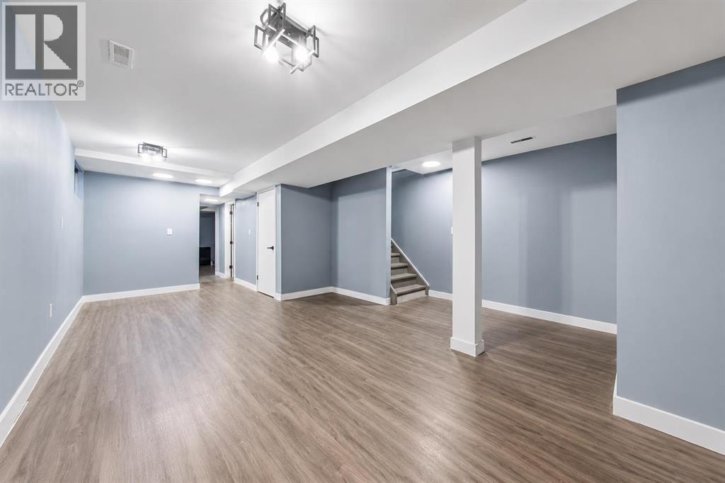218 Falmere Way Ne, Calgary, Alberta