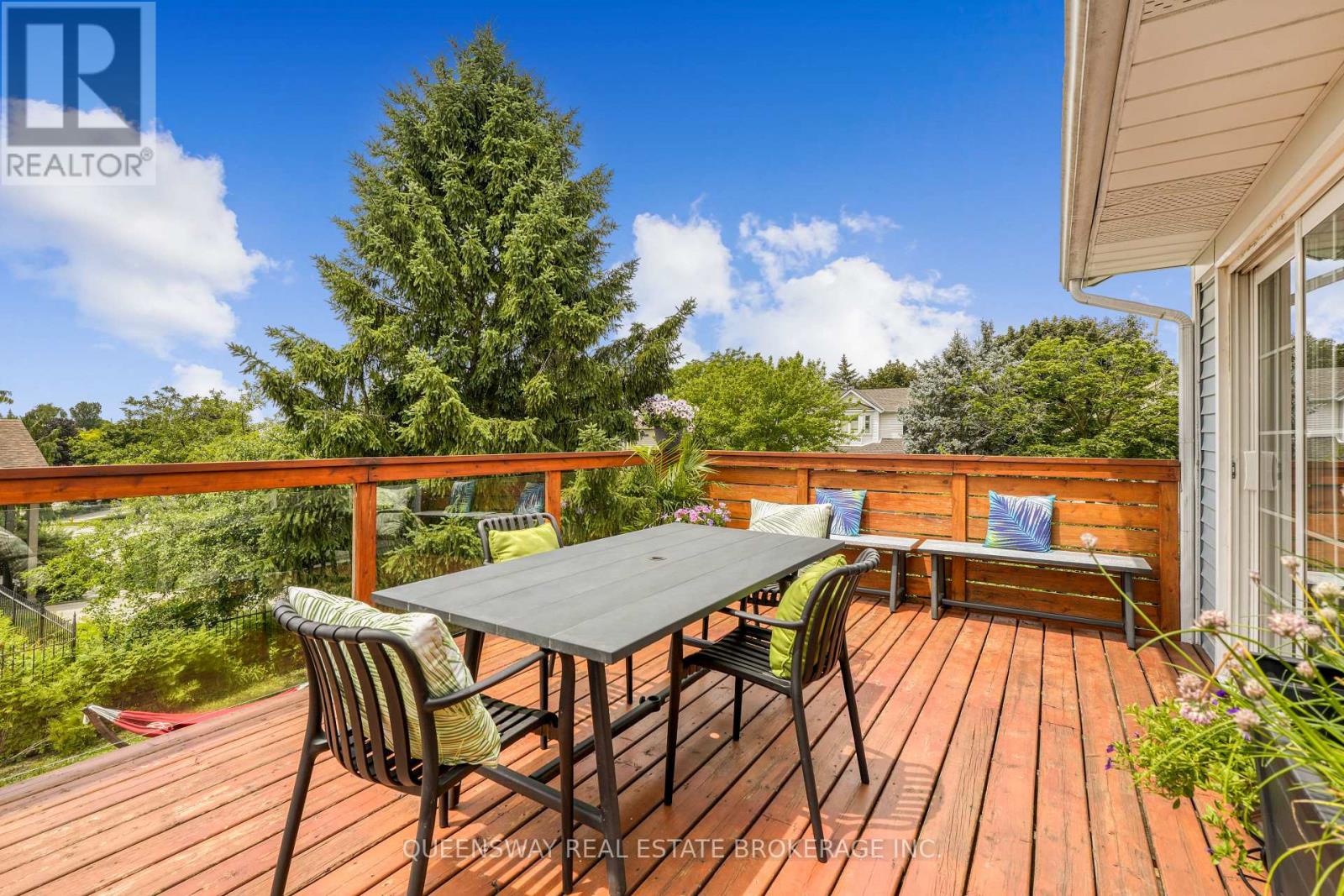 46 Greenwich Drive, Guelph (willow West/sugarbush/west Acres), Ontario