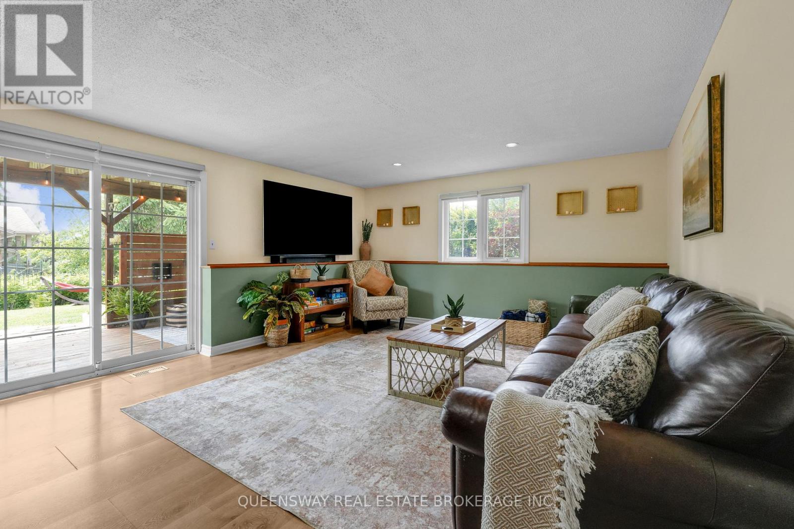 46 Greenwich Drive, Guelph (willow West/sugarbush/west Acres), Ontario
