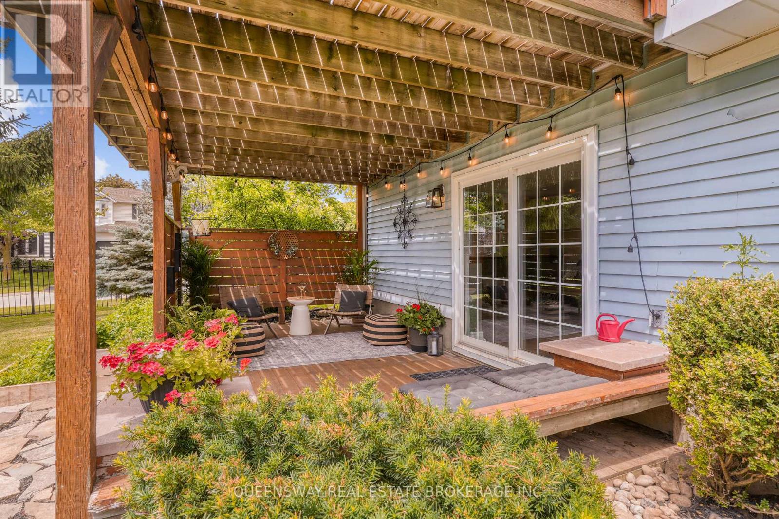 46 Greenwich Drive, Guelph (willow West/sugarbush/west Acres), Ontario