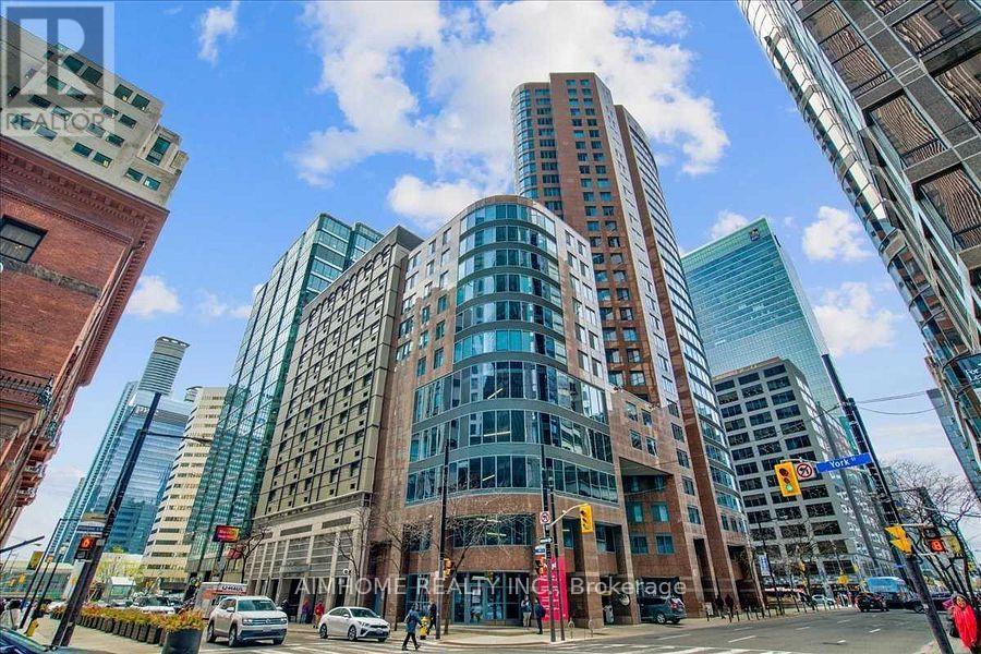 207 - 33 University Avenue, Toronto (bay Street Corridor), Ontario