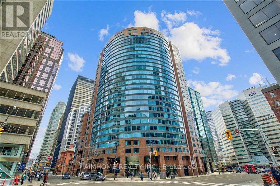 207 - 33 University Avenue, Toronto (bay Street Corridor), Ontario