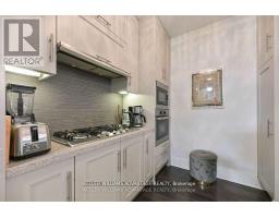 616 - 29 QUEENS QUAY E