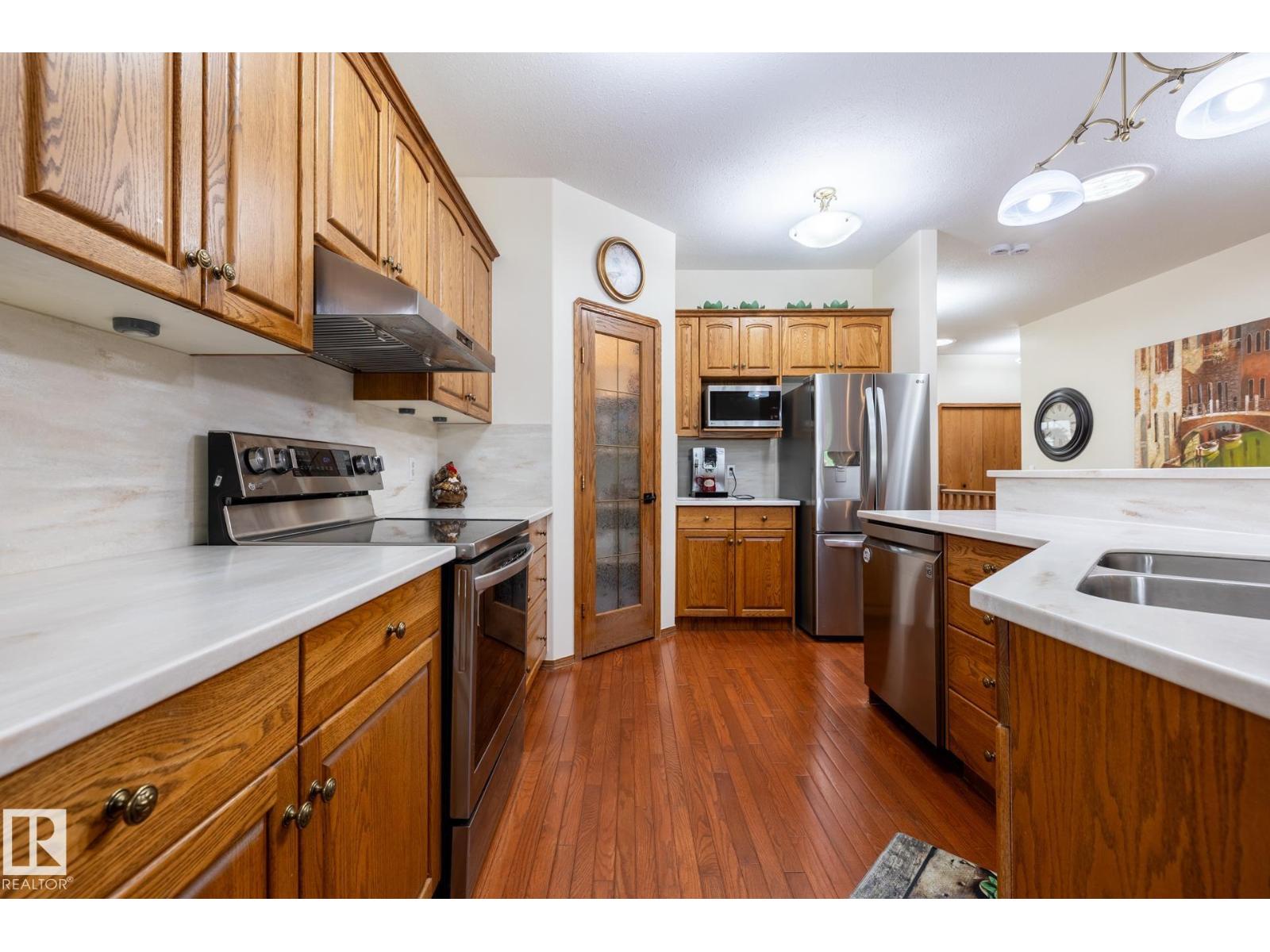 #6 9 Deer Park Dr, Spruce Grove, Alberta