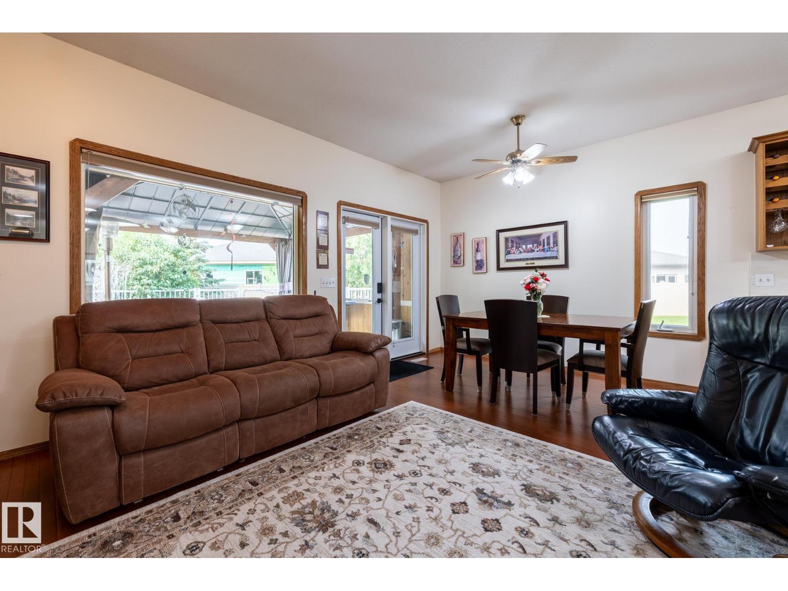 #6 9 Deer Park Dr, Spruce Grove, Alberta