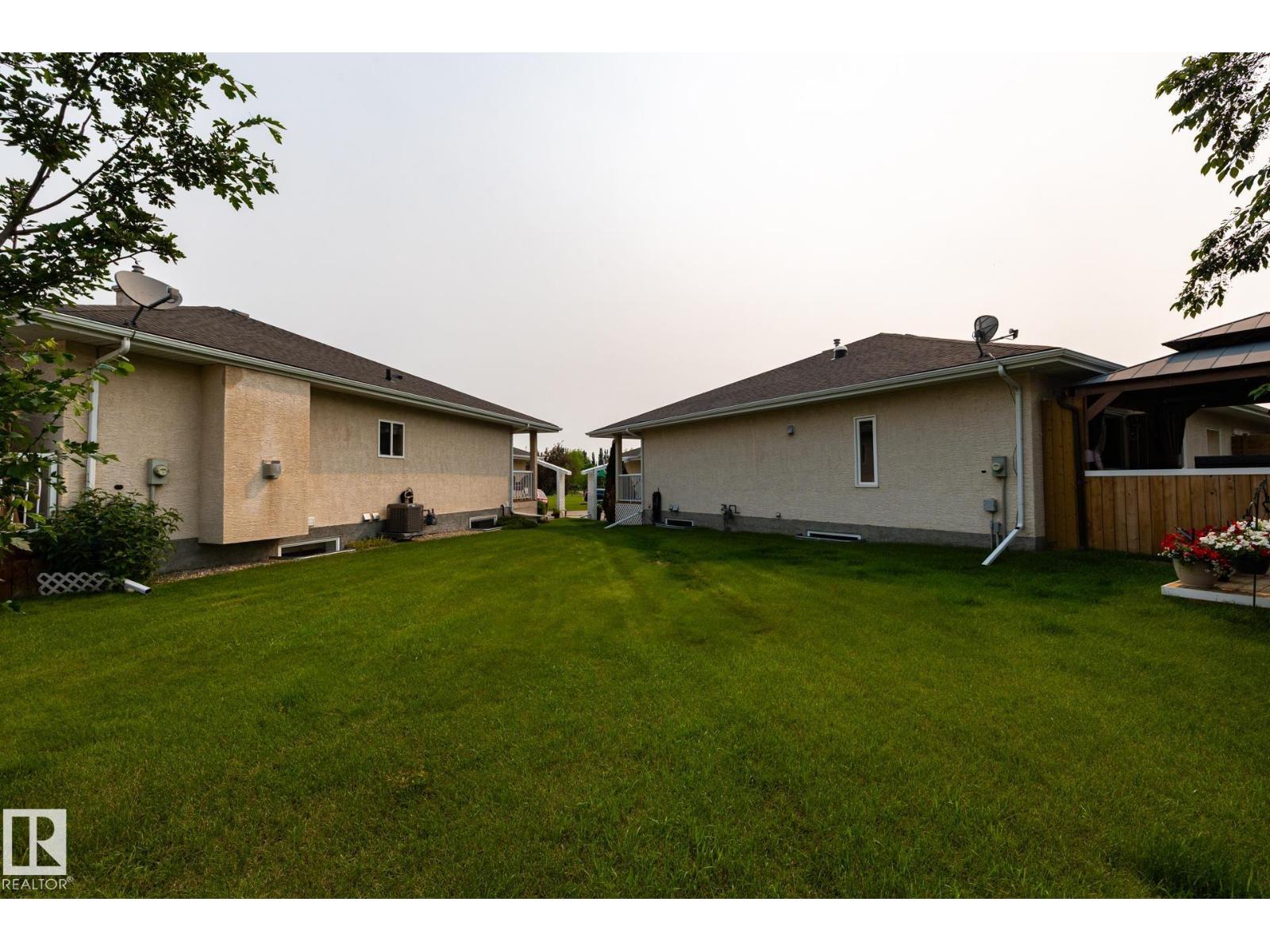 #6 9 Deer Park Dr, Spruce Grove, Alberta