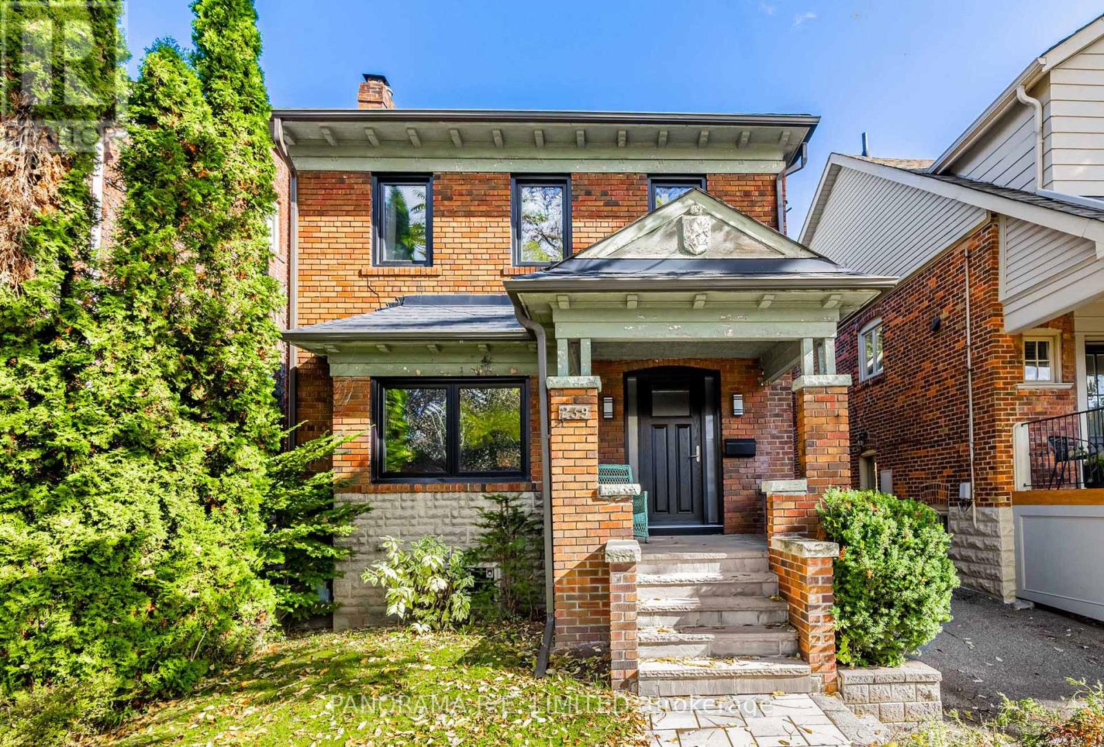 239 Winona Drive, Toronto (oakwood Village), Ontario