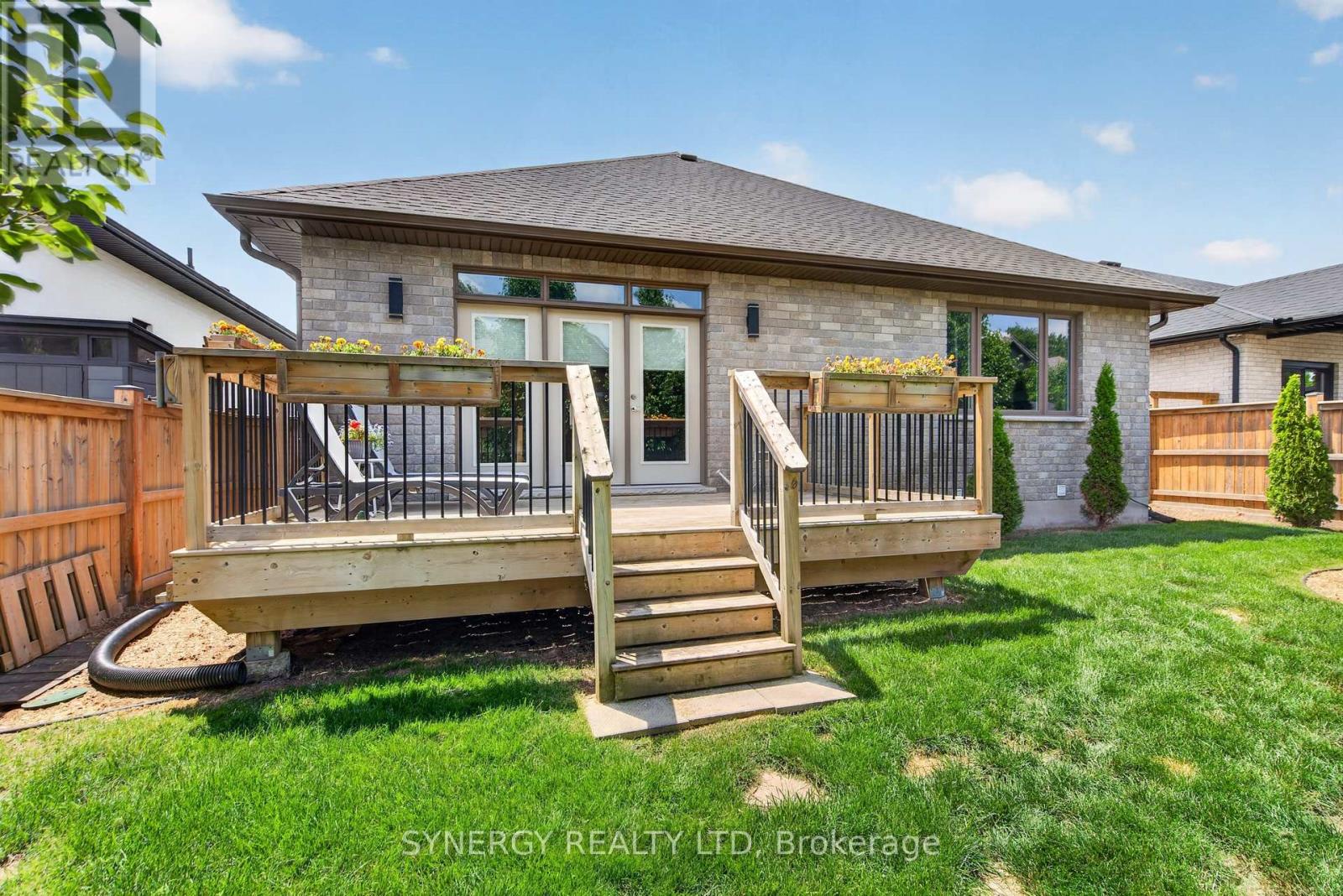 149 Collins Way, Strathroy-caradoc (se), Ontario