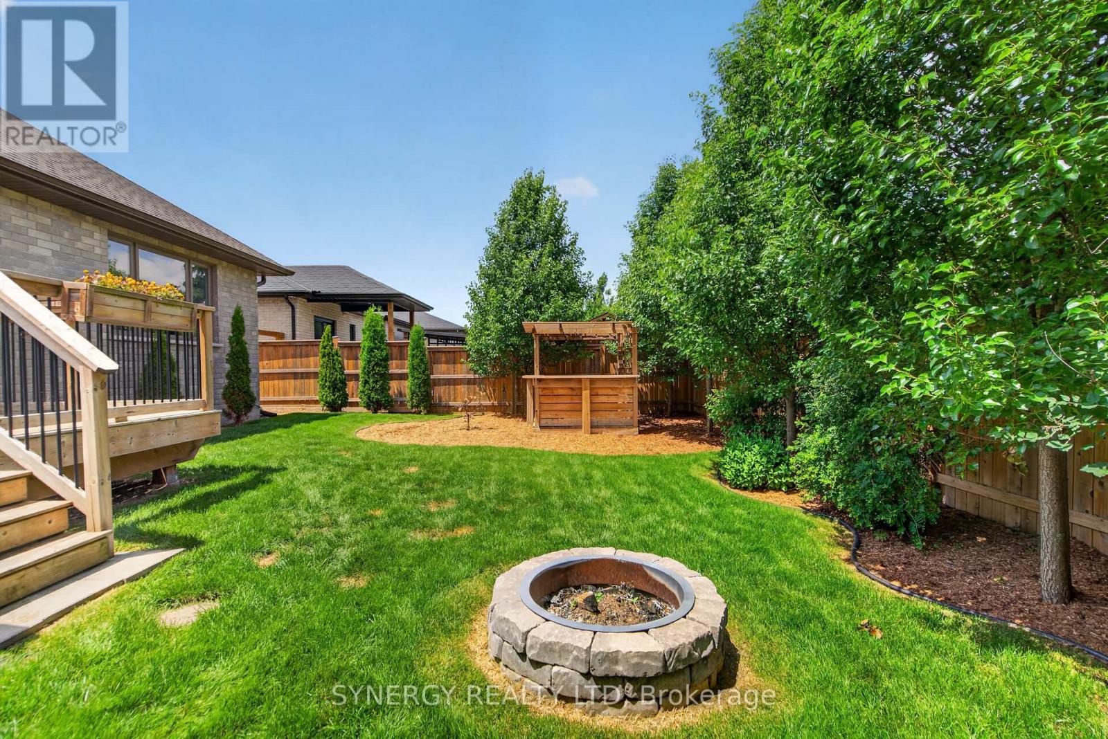 149 Collins Way, Strathroy-caradoc (se), Ontario