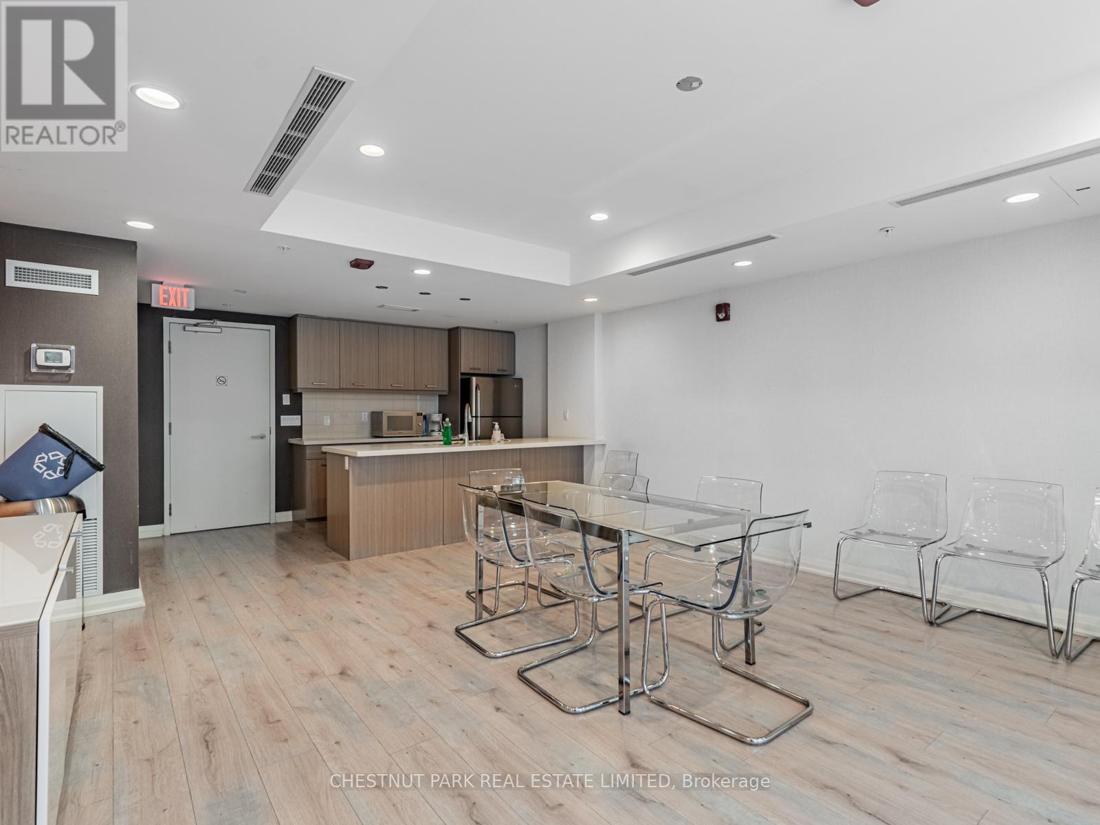 613 - 15 James Finlay Way, Toronto (downsview-roding-cfb), Ontario
