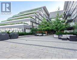 613 - 15 JAMES FINLAY WAY