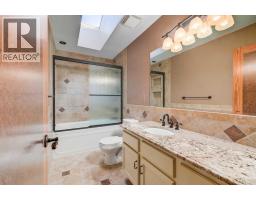 1504 Evergreen Hill SW