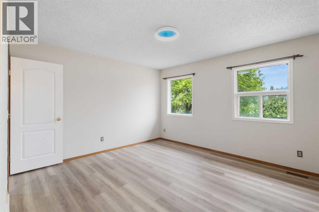 68 Scenic Acres Drive Nw, Calgary, Alberta